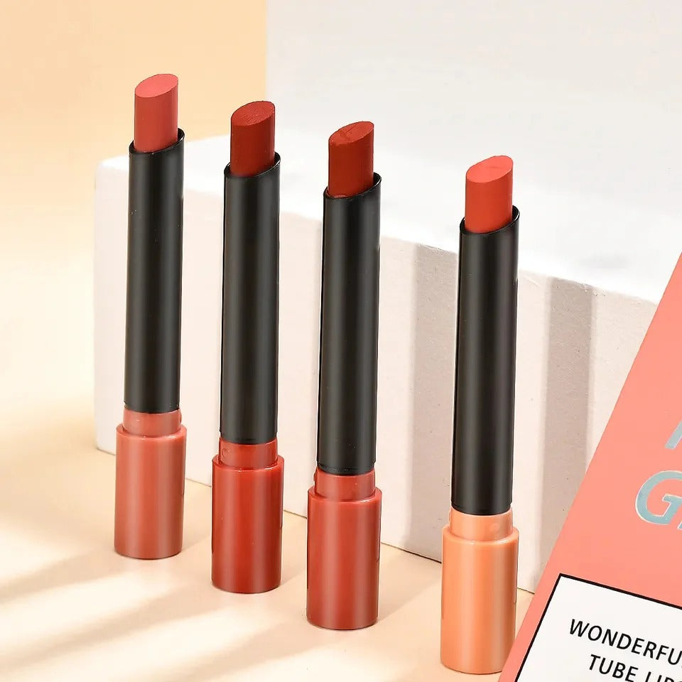 4-in-1 Trending Lipstick Set – Cigarette-Shaped Matte Lipsticks, Long-Lasting, Easy to Apply, Non-Sticky & Fade-Resistant Lip Gloss for Makeup Lovers