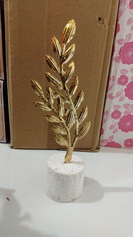 Luxury Decorative Showpiece Size 8.5x4.6x20cm – Elegant Home & Office Decoration Piece for Table, Shelf & Living Room